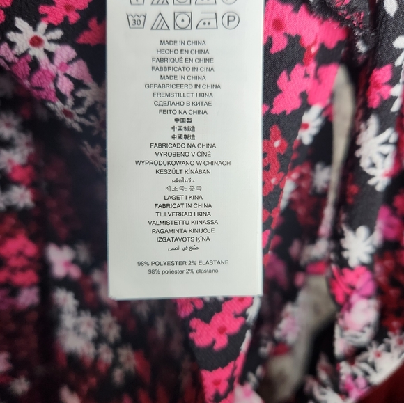 Women's Michael Kors Blouse with Bow Tie Bottom and Bell/Flair Sleeves - Picture 3 of 5